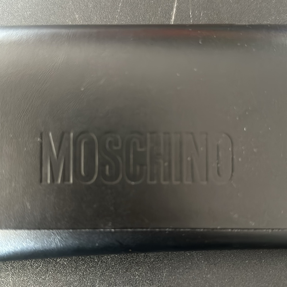 Moschino sunglasseses - Picture 3 of 6